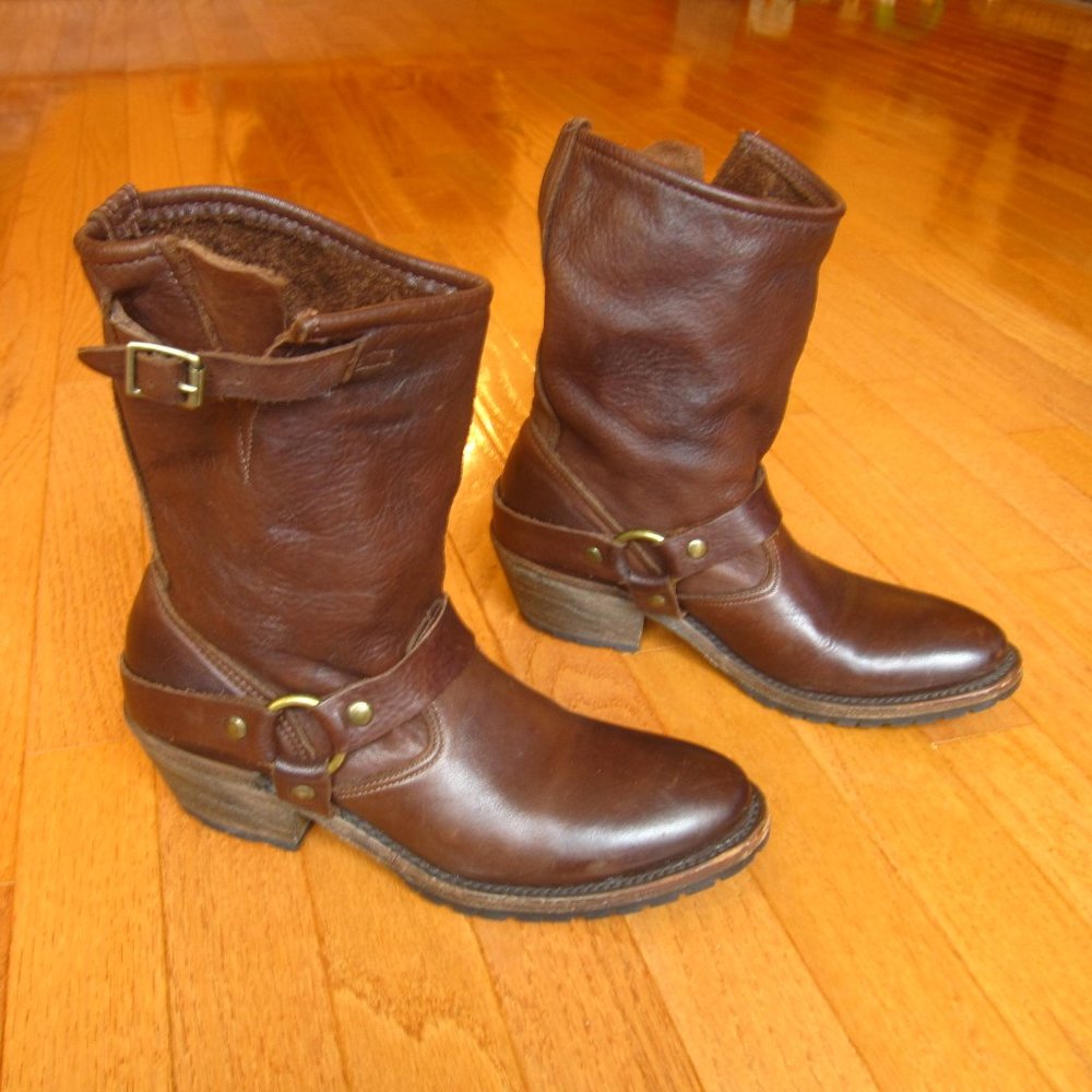 Vintage Shoe Company "Eliza" Engineer Harness Boots